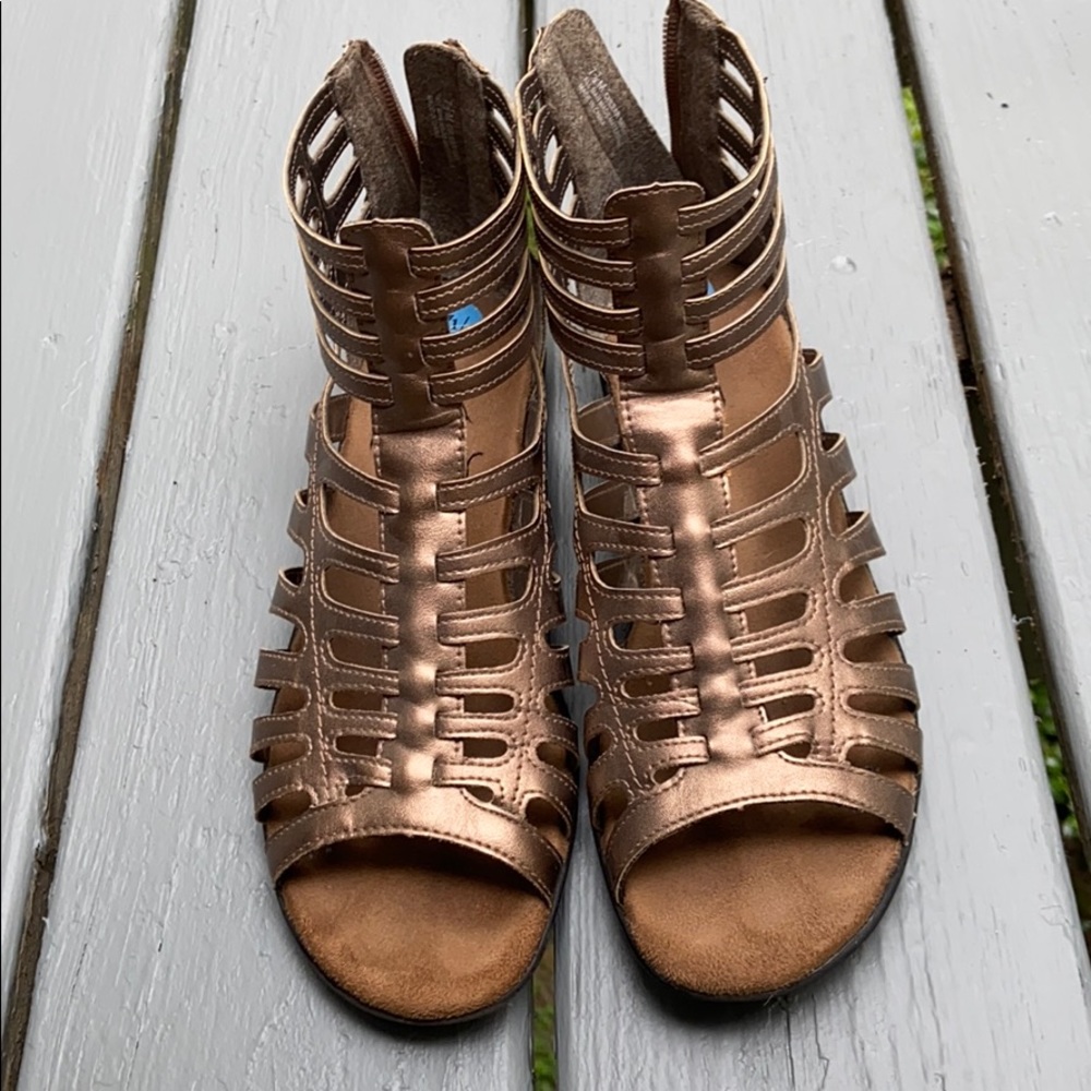 Aerosoles bronze strappy sandals